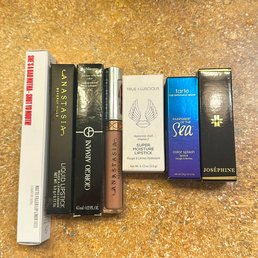 Lot of lipsticks NIB